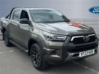 Usado Toyota HiLux 204 HP (150 kW) 2023 Pickup