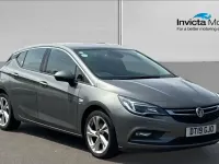 Used Vauxhall Astra SRi 105 HP (77 kW) 2019 Cosmic grey metallic Hatchback