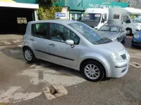 Usado Renault Modus Dynamique 112 HP (82 kW) 2008 Prateado Monovolume
