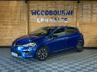 Used Renault Clio V Evolution 90 HP (66 kW) 2023 Blue Hatchback