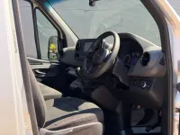 Używany Mercedes Sprinter 2021 Srebrny Van