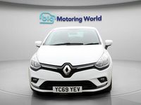 Used Renault Clio IV Iconic 90 HP (66 kW) 2019 White Hatchback