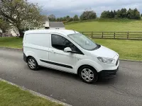 Usado Ford Transit Trend 100 HP (73 kW) 2018 Branco Van