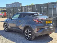 Second-hand Toyota C-HR 122 CP (89 kW) 2017 Gri SUV