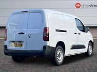 Nouă Vauxhall Combo S 100 CP (73 kW) 2025 Alb Monovolum