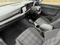 Second-hand VW Golf VIII GTI 245 CP (180 kW) 2023