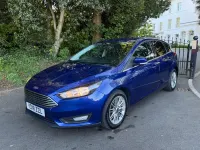 Używany Ford Focus Zetec 125 KM (91 kW) 2018 Niebieski Hatchback