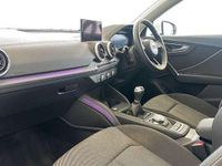 Begagnad Audi Q2 Sport 147 HK (108 kW) 2024 Vit SUV