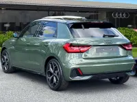 Nouă Audi A1 Sportback Black Edition 150 CP (110 kW) 2026 Verde Hatchback
