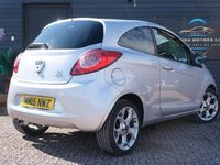 Gebraucht Ford Ka Zetec 69 PS (50 kW) 2015 Silber Kleinwagen