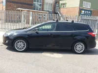 Used Ford Focus Zetec 105 HP (77 kW) 2014 Black Estate