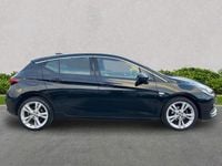 Second-hand Vauxhall Astra SRi 150 CP (110 kW) 2018 Negru Hatchback