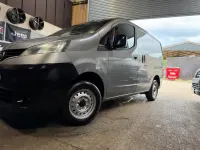 Usado Nissan NV200 SE 89 CV (65 kW) 2012 Gris Monovolumen