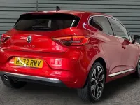 Used Renault Clio Techno 90 HP (66 kW) 2022 Red Hatchback