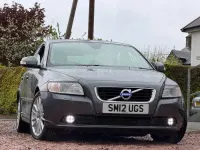 Usado Volvo S40 SE Lux 115 HP (84 kW) 2012 Cinzento Sedan
