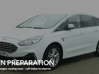Used Ford S-MAX Titanium 190 HP (139 kW) 2022 White MPV