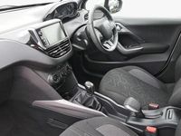 Used Peugeot 2008 Active 81 HP (59 kW) 2018 White SUV