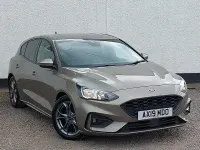 Used Ford Focus ST-Line 125 HP (91 kW) 2019 Silver Hatchback