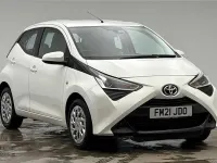 Used Toyota Aygo X-play 72 HP (52 kW) 2021 White Hatchback