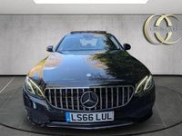 Gebraucht Mercedes E220 Premium 194 PS (142 kW) 2019 Limousine