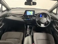Used Toyota C-HR Design 122 HP (89 kW) 2018 Grey SUV