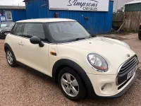 Begagnad Mini ONE Hatch 2015 Vit Halvkombi