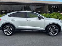 Second-hand Audi Q3 Black Edition 150 CP (110 kW) 2023 Argintiu SUV