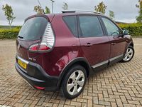 Używany Renault Scénic III Bose Edition 2013 Czerwony Minivan