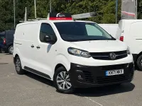 Used Vauxhall Vivaro 100 HP (73 kW) 2021 White MPV