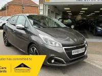 Used Peugeot 208 Allure Premium 82 HP (60 kW) 2018 Platinum grey metallic Hatchback