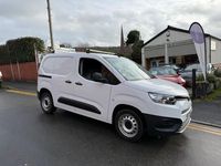 Usado Toyota Proace Active 2023 Branco Monovolume