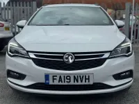 Used Vauxhall Astra S 110 HP (80 kW) 2019 White Estate