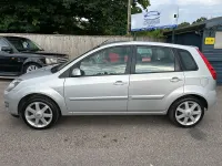 Used Ford Fiesta Zetec 74 HP (54 kW) 2008 Silver Hatchback
