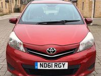 Used Toyota Yaris 99 HP (72 kW) 2012 Red Hatchback