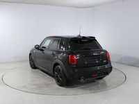 Używany Mini Cooper Hatch 134 KM (98 kW) 2019 Czarny Hatchback