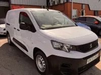 Used Peugeot Partner Premium 102 HP (75 kW) 2023 White MPV