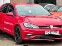 Used VW Golf VII SE 125 HP (91 kW) 2017 Red Hatchback