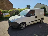 Usado Vauxhall Combo S 95 HP (69 kW) 2017 Branco Monovolume