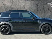 Usado Mini Cooper Countryman Sport 134 HP (98 kW) 2022 Preto SUV