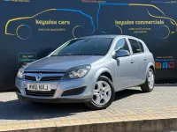 Used Vauxhall Astra Active 115 HP (84 kW) 2011 Silver Hatchback