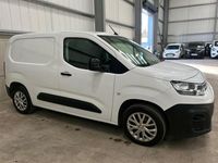Used Citroën Berlingo 100 HP (73 kW) 2023 White MPV
