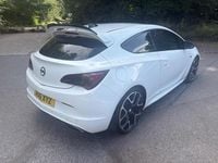 Used Vauxhall Astra GTC 280 HP (205 kW) 2016 White Hatchback