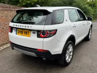 Used Land Rover Discovery 5 HSE 300 HP (220 kW) 2018 White SUV