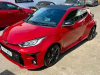Używany Toyota Yaris 272 KM (200 kW) 2021 Czerwony Hatchback