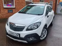 Used Vauxhall Mokka 140 HP (102 kW) 2015 White SUV