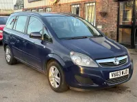Usado Vauxhall Zafira 2014 Azul Monovolume