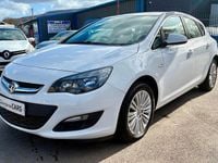 Used Vauxhall Astra Excite 2015 White
