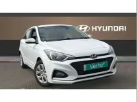 Used Hyundai i20 75 HP (55 kW) 2018 White Hatchback