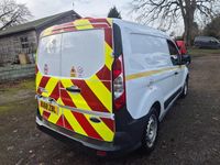 Second-hand Ford Transit Connect 100 CP (73 kW) 2018 Alb Monovolum