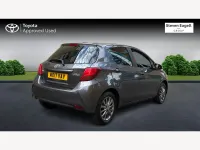 Used Toyota Yaris Multidrive S 99 HP (72 kW) 2017 Grey Hatchback